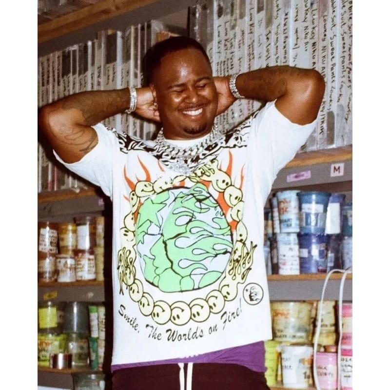 H*lst*r studios globe tee