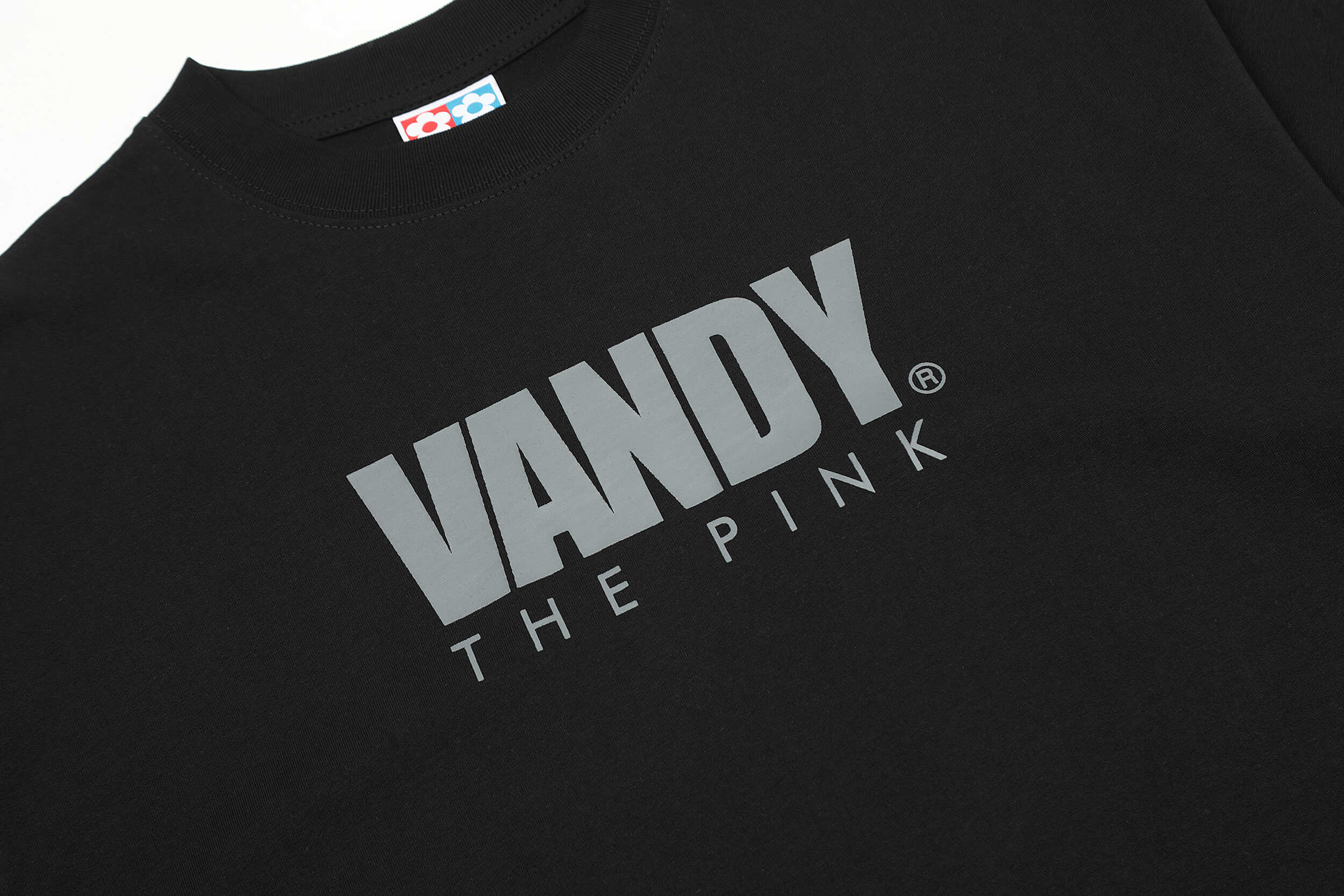 Vandyhepink Letter Print Tee 2