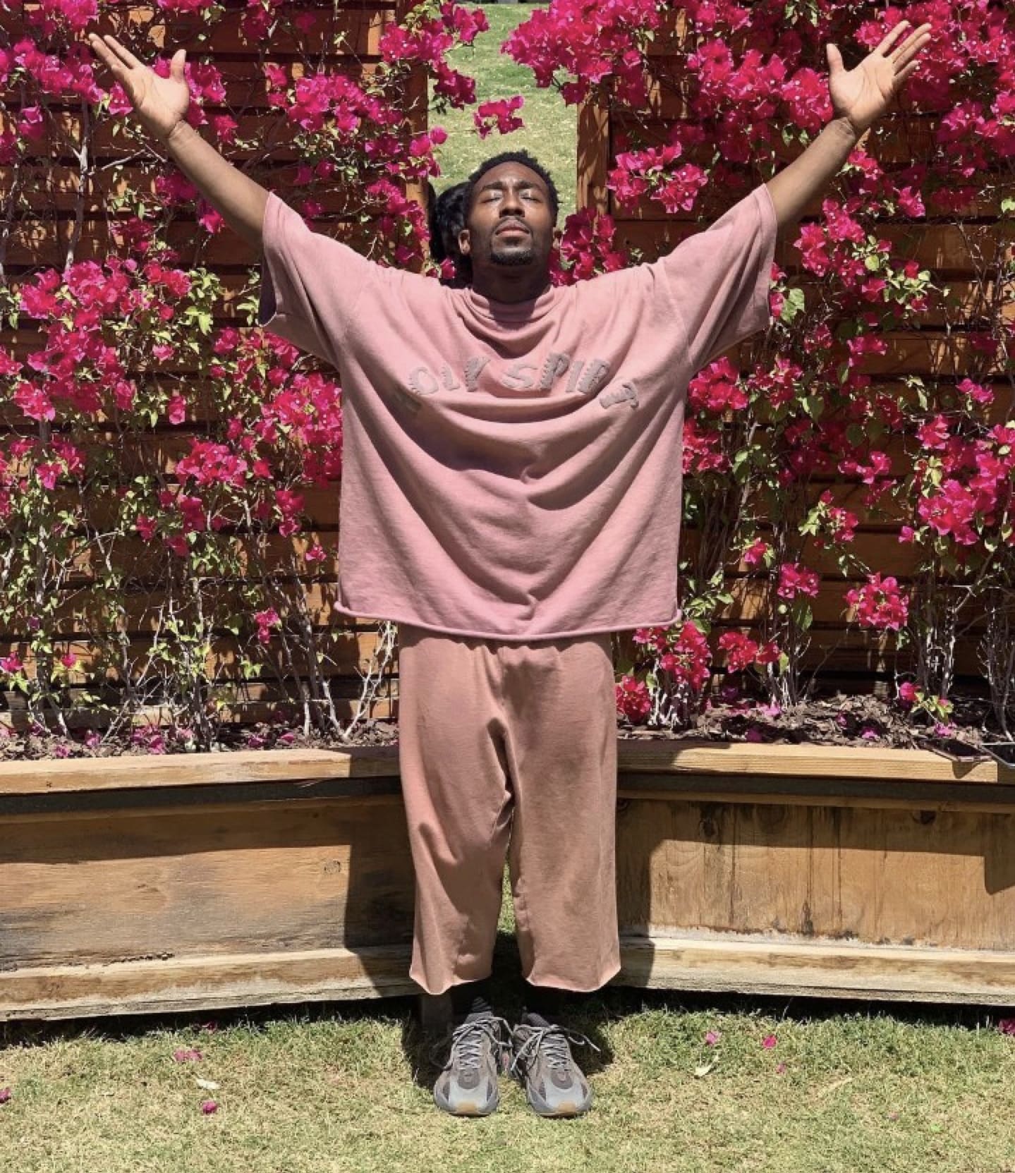 Kanye Big Talker 20Ss Chorus Holy Spirit Tee