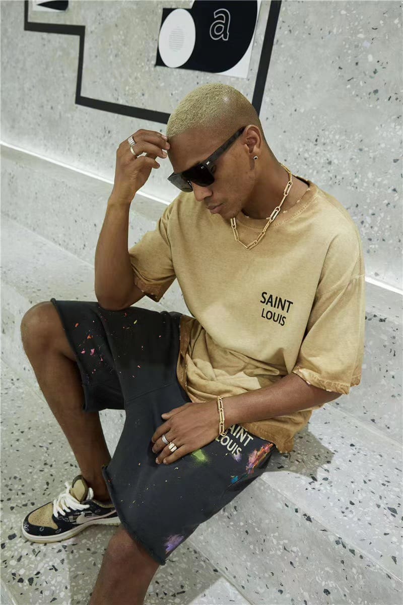 saint L**is graffiti paint-splattered casual dirty retro shorts men’s fashion