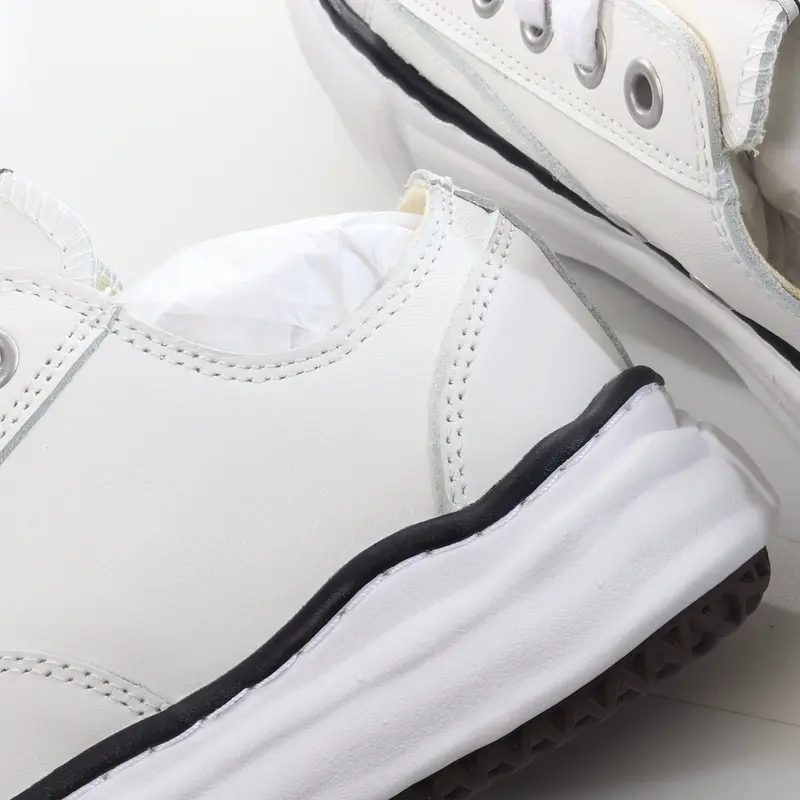 mmy Ma*s*n miharayasuhiro wayne original sole leather low sneaker grwy