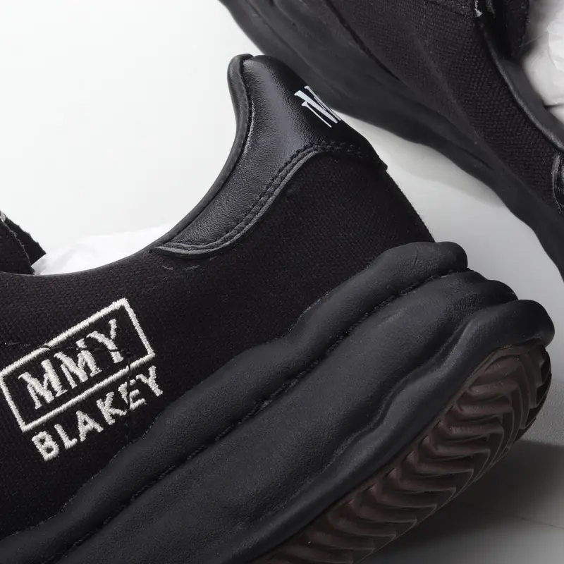 mmy Ma*s*n miharayasuhiro wayne original sole leather low sneaker grwy b a