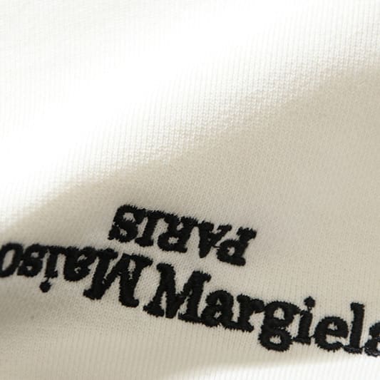 ma*s*n Ma*i*la mm6 embroidered logo oversize hoodie for men and women