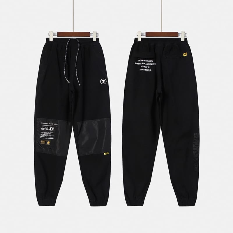 AAPE Camouflage Multi-Pocket Military Workwear Pants for Men and Women