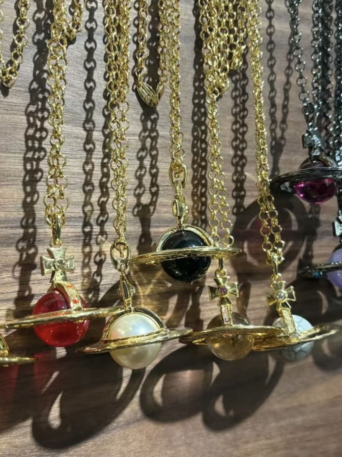 Vivienne Westwood Saturn Large Three-Dimensional Planet Necklace Classic Style